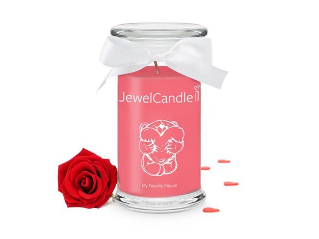 Jewel Candle | FAVORITE PERSON | 29.95€-39.95€ Jewel Candle | FAVORITE PERSON | 29.95€-39.95€
