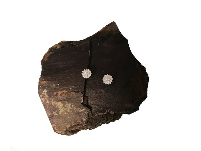 Loumya Gold | Boucles d'Oreilles | Or Blanc | Diamants Loumya Gold | Boucles d'Oreilles | Or Blanc | Diamants