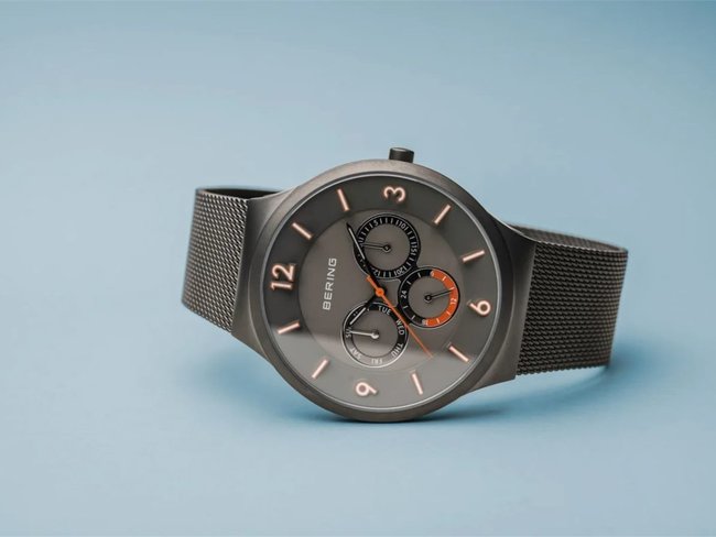 Bering | Quartz | Classic | Gris brossé | 33441-377 Bering | Quartz | Classic | Gris brossé | 33441-377