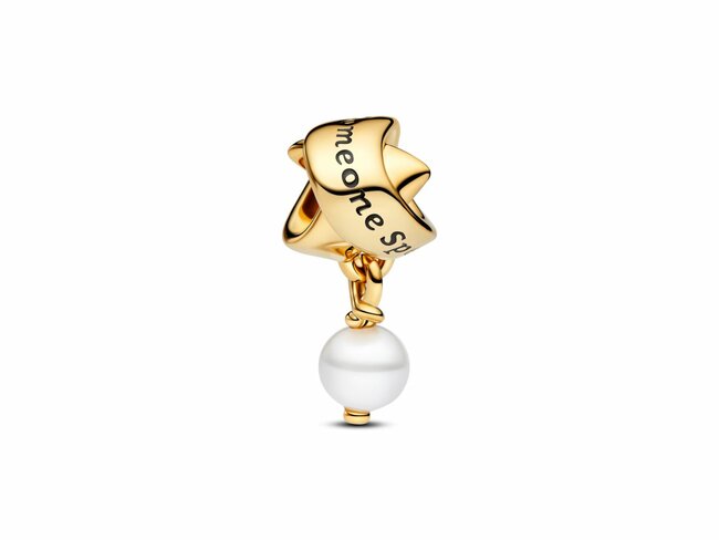 Pandora | Charm | Ruban Perle d'eau Douce Traitée | 763784C01 Pandora | Charm | Ruban Perle d'eau Douce Traitée | 763784C01