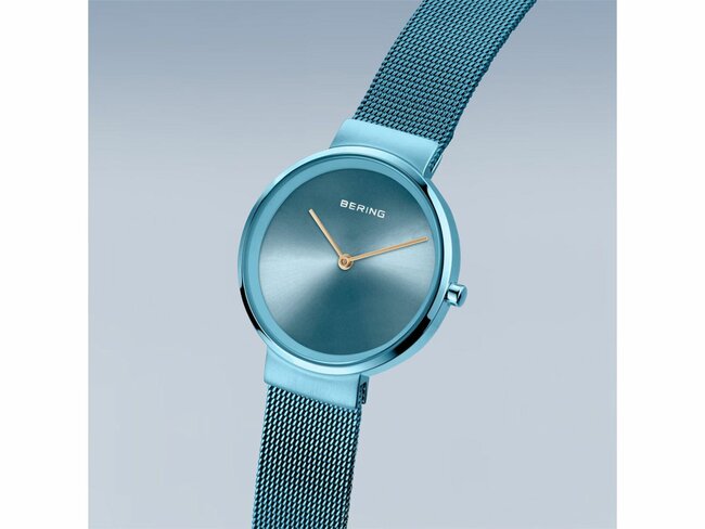 Bering | Femme | Quartz | Classic | Milanais | ø31mm | 14531-388 Bering | Femme | Quartz | Classic | Milanais | ø31mm | 14531-388
