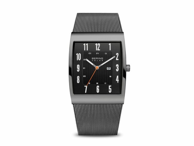 Bering | Montre | Homme | Solar | Milanais Noir | 44x33mm | 16433-377 Bering | Montre | Homme | Solar | Milanais Noir | 44x33mm | 16433-377