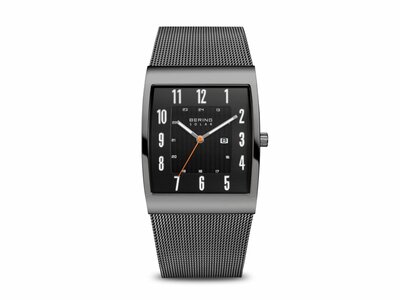 Bering | Montre | Homme | Solar | Milanais Noir | 44x33mm | 16433-377